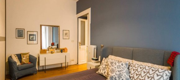 2 bedrooms Apartment in Turin, Italy No. 264126 8