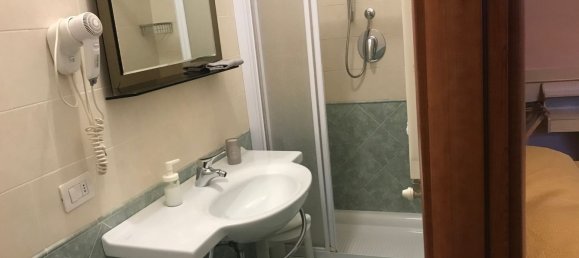 300m² Building in Florence, Italy No. 45236 12