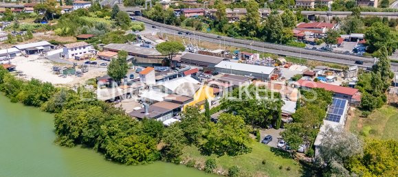 6 rooms Commercial property in Rome, Italy No. 297777 16