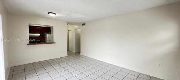 1 Schlafzimmer Gewerbliche Immobilien in Miami, USA, Nr. 615675 2