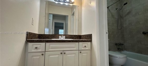 1 Schlafzimmer Gewerbliche Immobilien in Miami, USA, Nr. 615675 10
