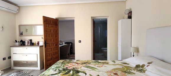 3 bedrooms Villa in San Miguel de Salinas, Spain No. 11227 21