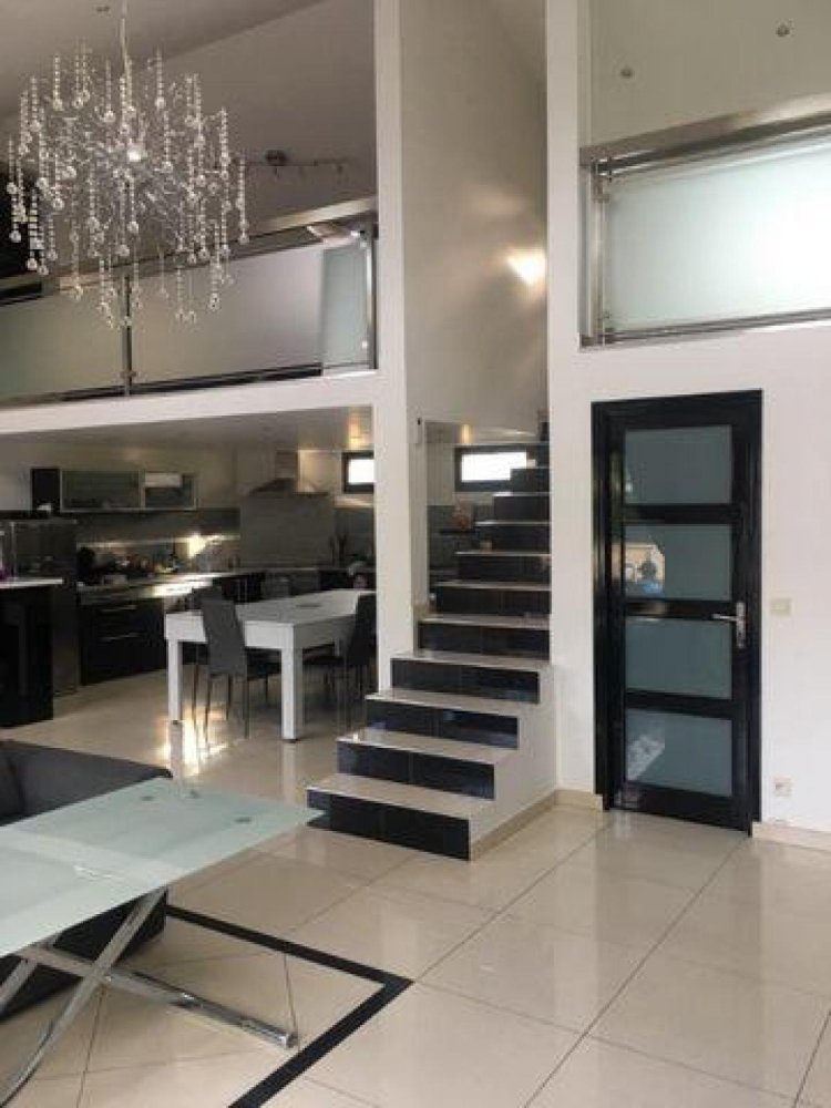 2 bedrooms Apartment in Coubron, France No. 25839