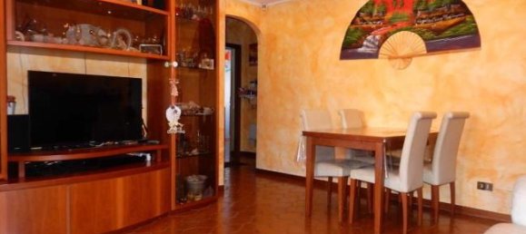 3-Zimmer Wohnung in Cocquio-Trevisago, Italy, Nr. 253067 2