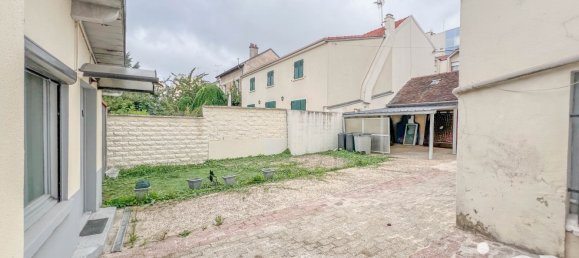 3 bedrooms Building in Meaux, France No. 345806 4