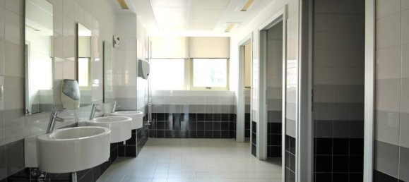 5 rooms Office in Milan, Italy No. 355711 8