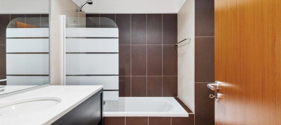 3 Schlafzimmer Wohnung in Funchal, Portugal, Nr. 100982 10