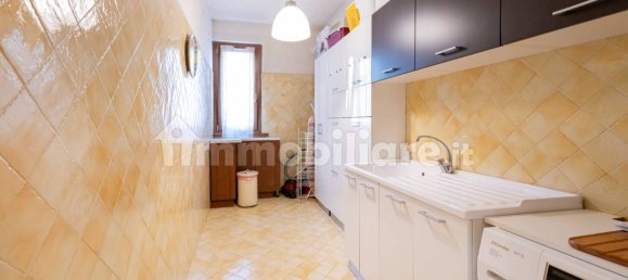 3 bedrooms Apartment in Milan, Italy No. 331047 8