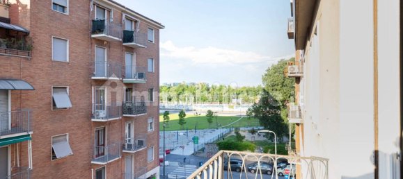 3 bedrooms Apartment in Milan, Italy No. 331047 9