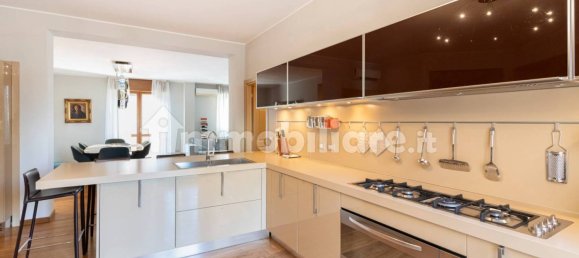 3 bedrooms Apartment in Milan, Italy No. 331047 22