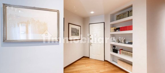 3 bedrooms Apartment in Milan, Italy No. 331047 27