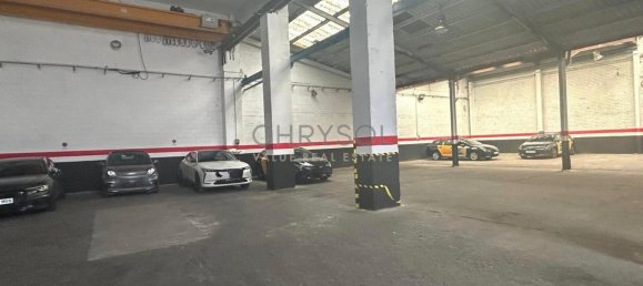 808m² Warehouse in Sant Marti, Spain No. 145569 3