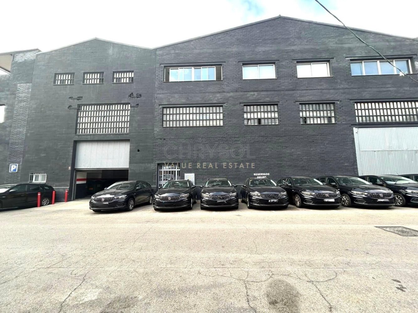 808m² Warehouse in Sant Marti, Spain No. 145569