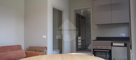 2 rooms Apartment in Florence, Italy No. 309281 4