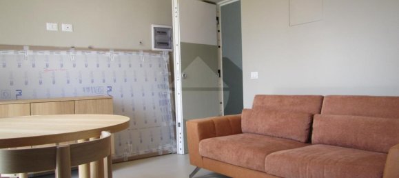 2 rooms Apartment in Florence, Italy No. 309281 2