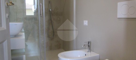 2 rooms Apartment in Florence, Italy No. 309281 11