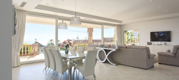 8 bedrooms Villa in Malaga, Spain No. 130915 10