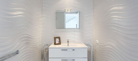 8 bedrooms Villa in Malaga, Spain No. 130915 18