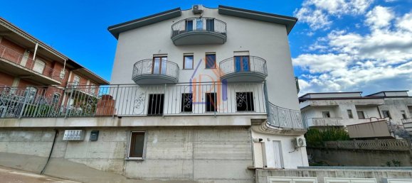 Ático de 3 habitaciónes en Satriano, Italy No. 172700 3