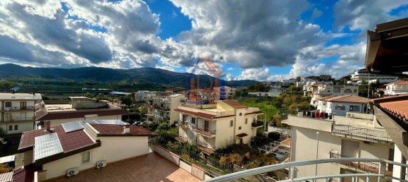 Ático de 3 habitaciónes en Satriano, Italy No. 172700 17