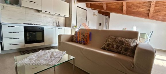 Ático de 3 habitaciónes en Satriano, Italy No. 172700 10