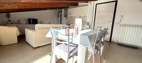 Ático de 3 habitaciónes en Satriano, Italy No. 172700 9