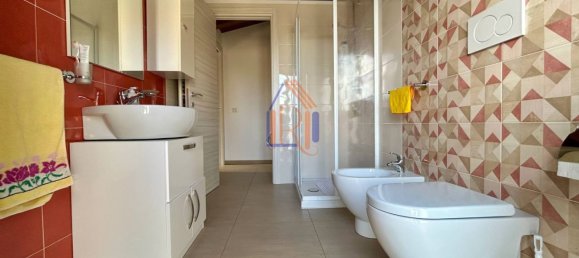 Ático de 3 habitaciónes en Satriano, Italy No. 172700 25