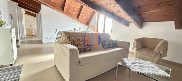 Ático de 3 habitaciónes en Satriano, Italy No. 172700 8