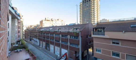 4 bedrooms Apartment in Granada, Spain No. 20051 9