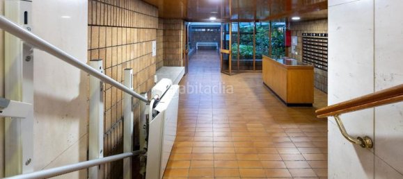 4 bedrooms Apartment in Granada, Spain No. 20051 36