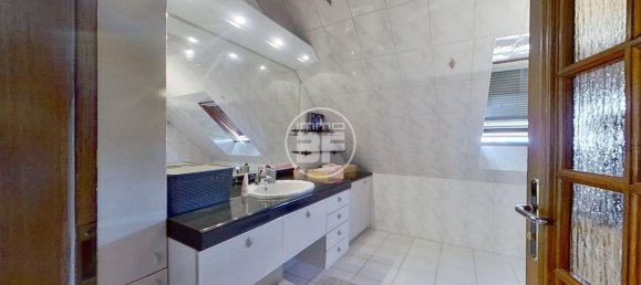 3 Schlafzimmer Doppelhaus in Saint-Louis, France, Nr. 254323 15