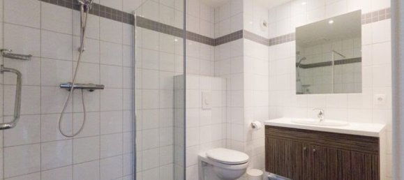 1 bedroom Apartment in Forbach, France No. 98059 5