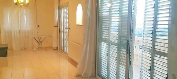 4 bedrooms Villa in Limassol, Cyprus No. 18606 2