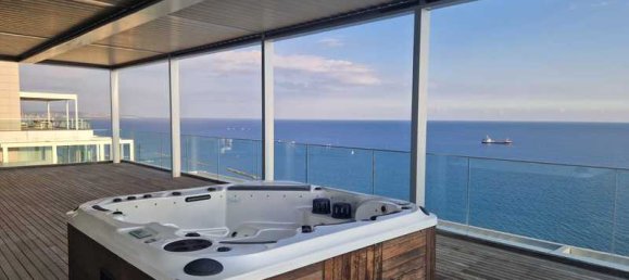 3 bedrooms Apartment in Germasogeia, Cyprus No. 18149 5