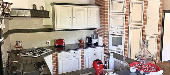 3 bedrooms House in Tavers, France No. 70222 21