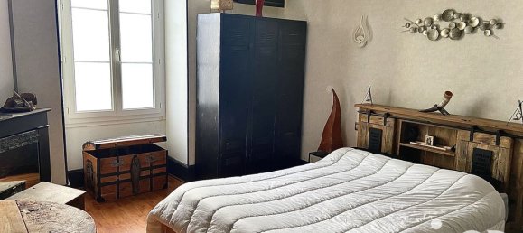 3 bedrooms House in Tavers, France No. 70222 7