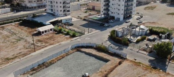 2 bedrooms Apartment in Larnaca, Cyprus No. 15956 7