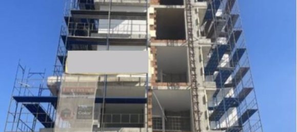 2 bedrooms Apartment in Larnaca, Cyprus No. 15956 5