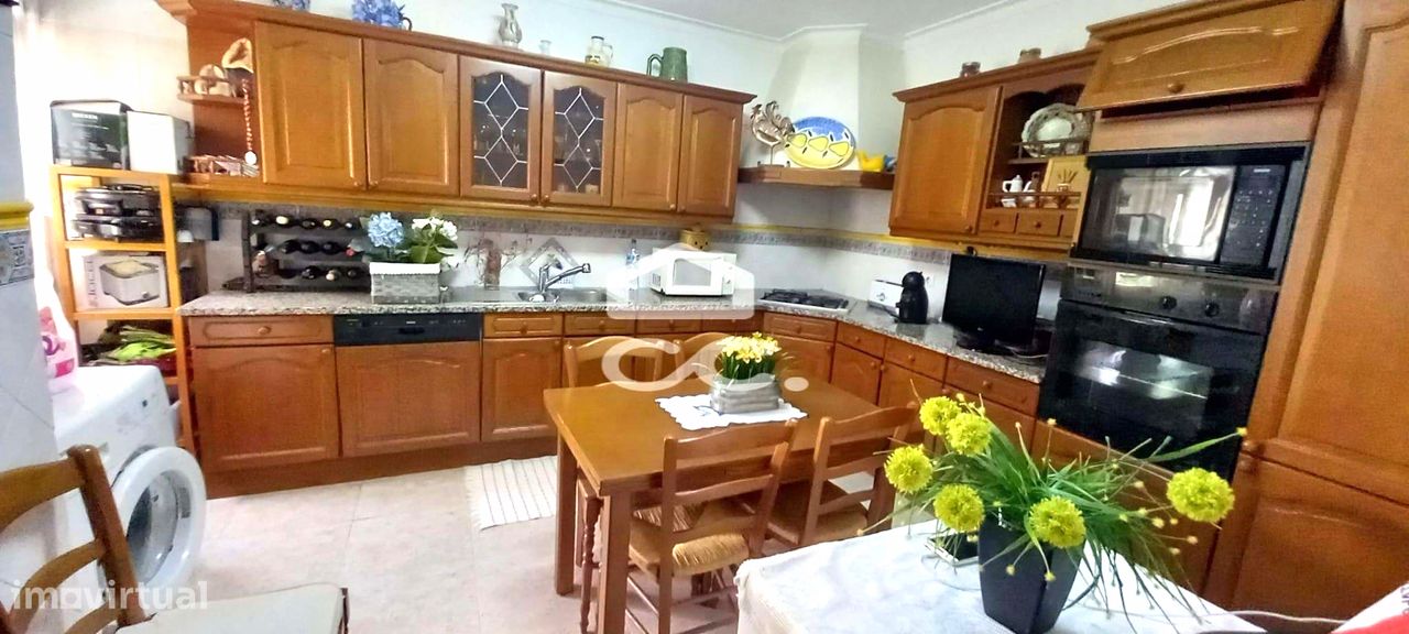 Дуплекс с 4 спальнями в Бежа, Португалия № 300143