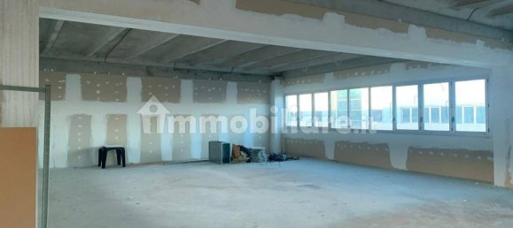 2 rooms Office in Castel Maggiore, Italy No. 227093 8