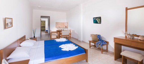 30-Zimmer Stadthaus in Chalkidiki, Greece, Nr. 7136 12