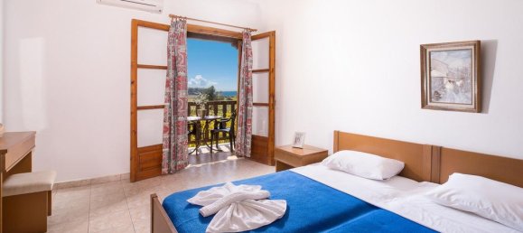 30-Zimmer Stadthaus in Chalkidiki, Greece, Nr. 7136 13
