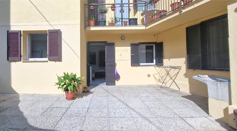 1 غرف نوم شقة في Castelletto sopra Ticino, Italy رقم 355390