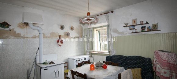 Дом с 13 комнатами в Торрита ди Сьена, Италия № 146857 4