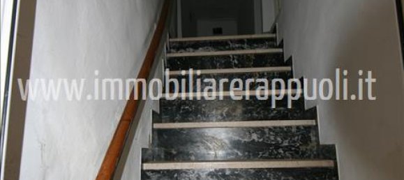 Дом с 13 комнатами в Торрита ди Сьена, Италия № 146857 3