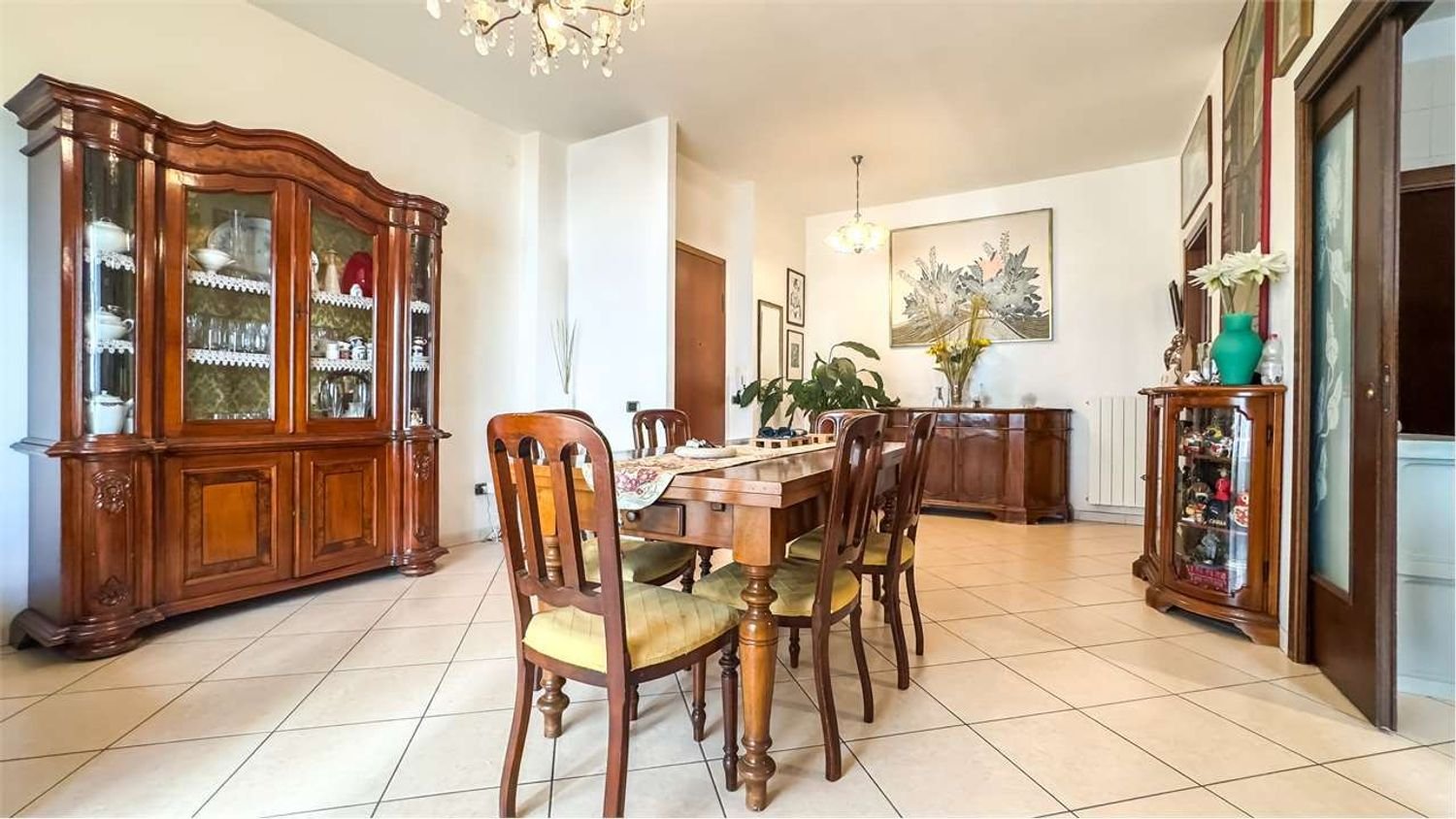 5 Schlafzimmer Wohnung in Cagliari, Italy, Nr. 355047