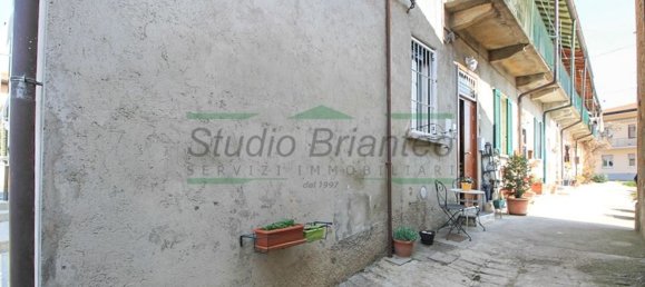 2غرفة شقة في Carate Brianza, Italy رقم 314703 38