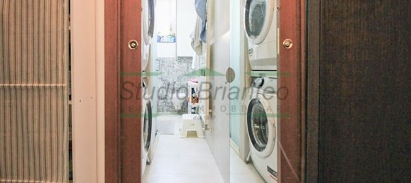 2غرفة شقة في Carate Brianza, Italy رقم 314703 24