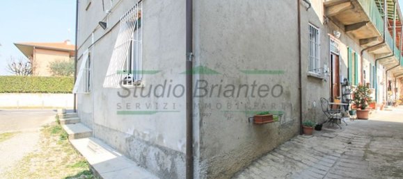 2غرفة شقة في Carate Brianza, Italy رقم 314703 2