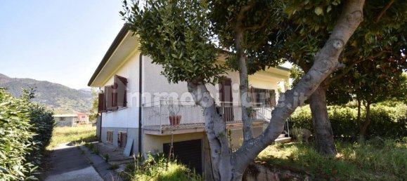 2 bedrooms Villa in Pietrasanta, Italy No. 116178 8